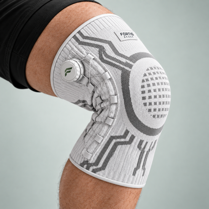Fortiq Brace – Verstelbare kniebrace met draaiknop voor sport en dagelijks gebruik