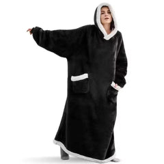 Zwarte lange fleece hoodie-deken