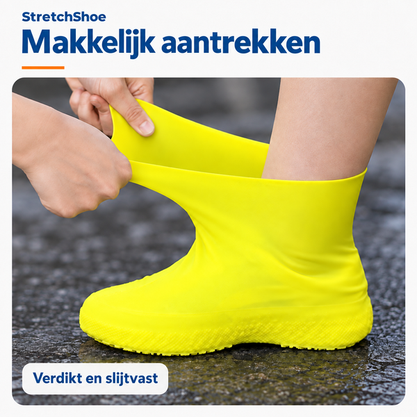 Handen trekken een gele StretchShoe overschoen over een schoen heen